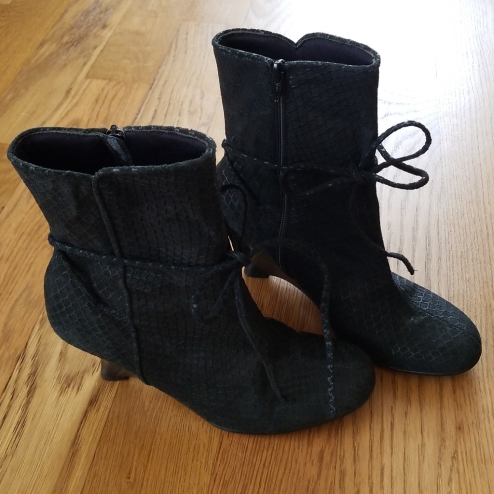 PAZZO Leather Boots💕